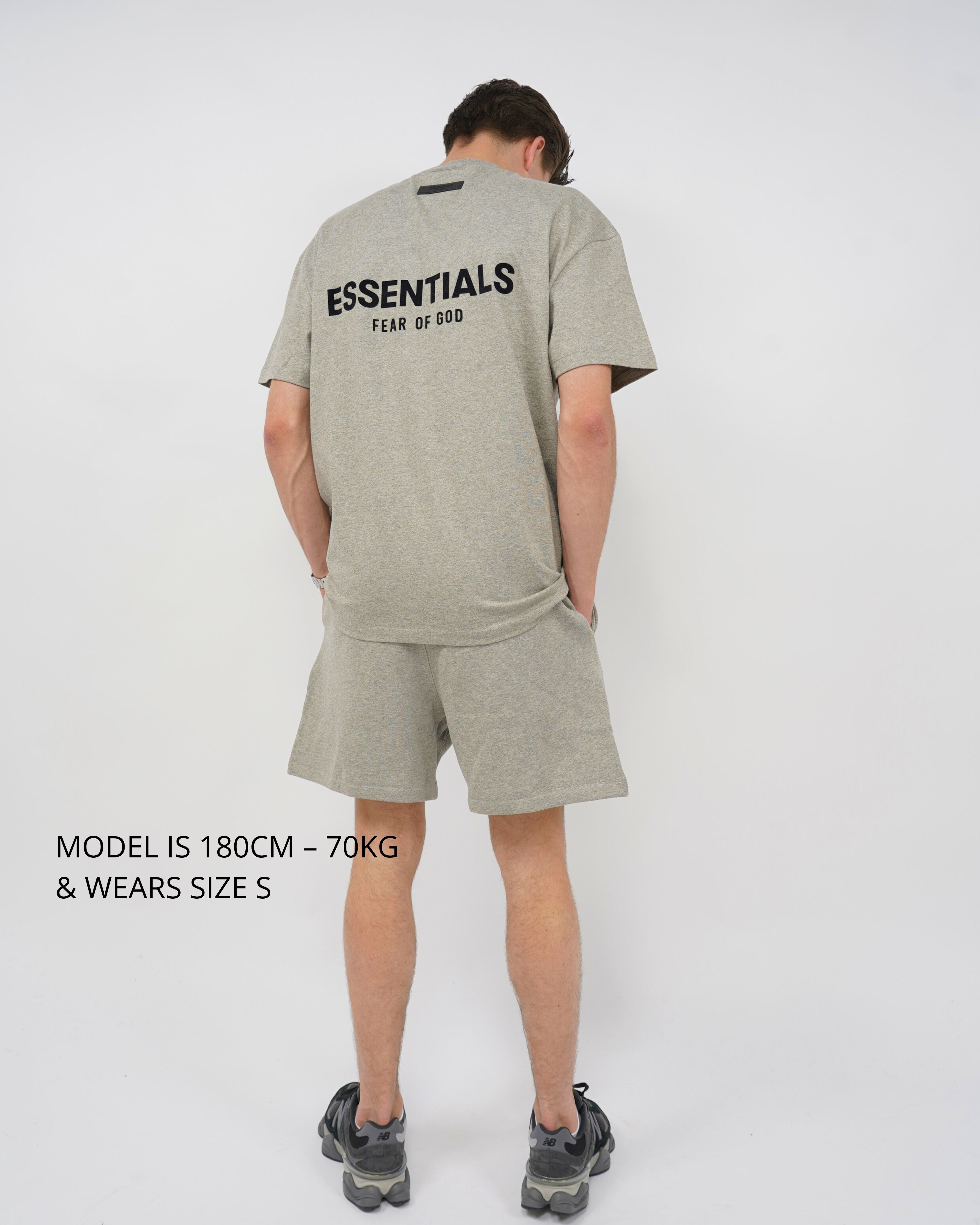 Komplet Essentials Set Dark Oatmeal