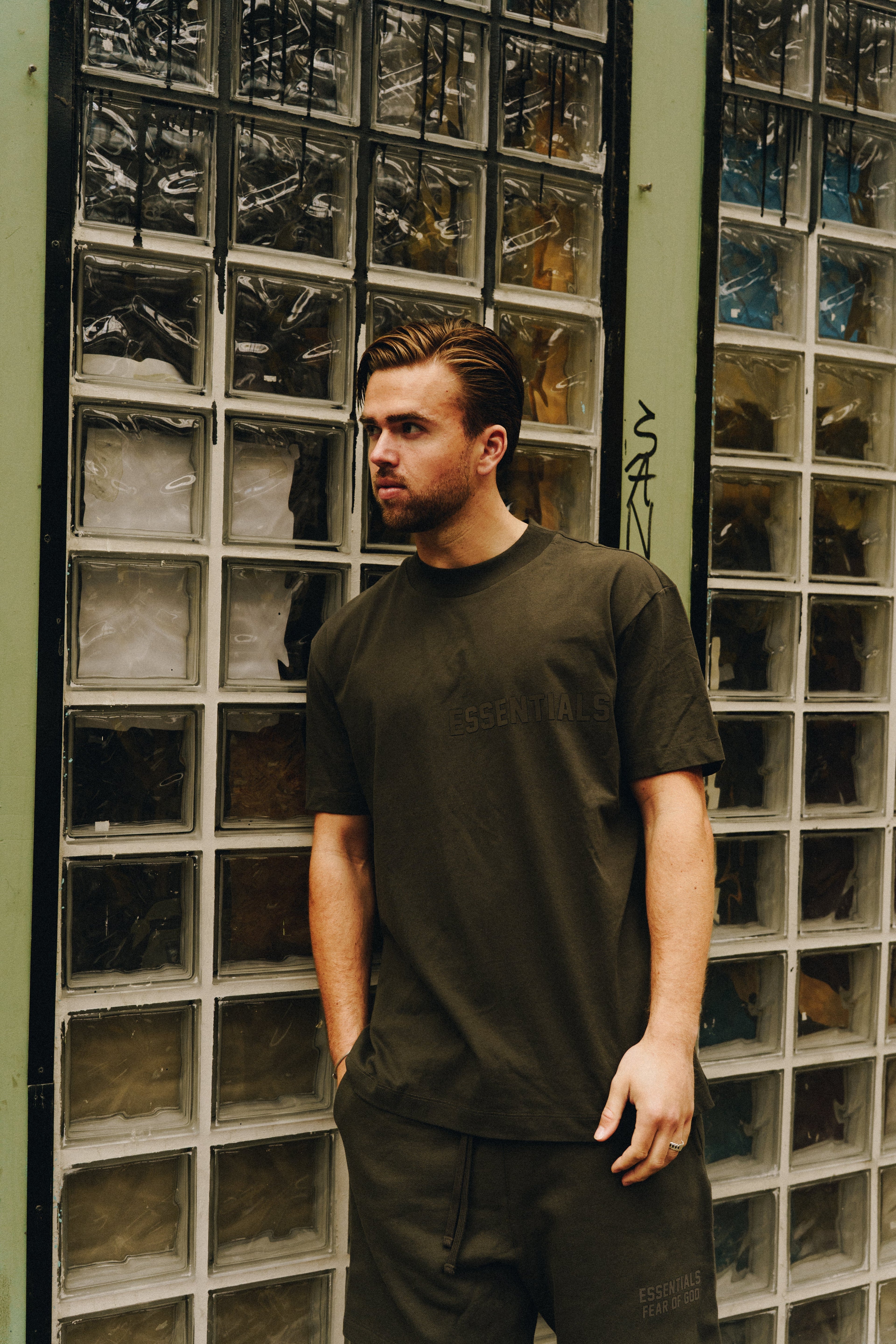 Komplet Essentials Set Off Black