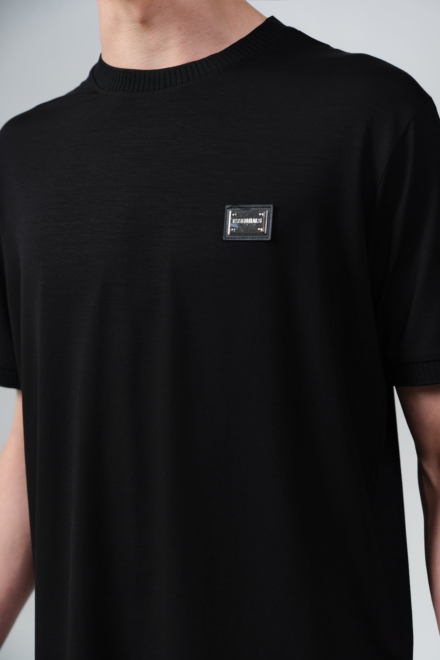 BASIC PLATE SHIRT