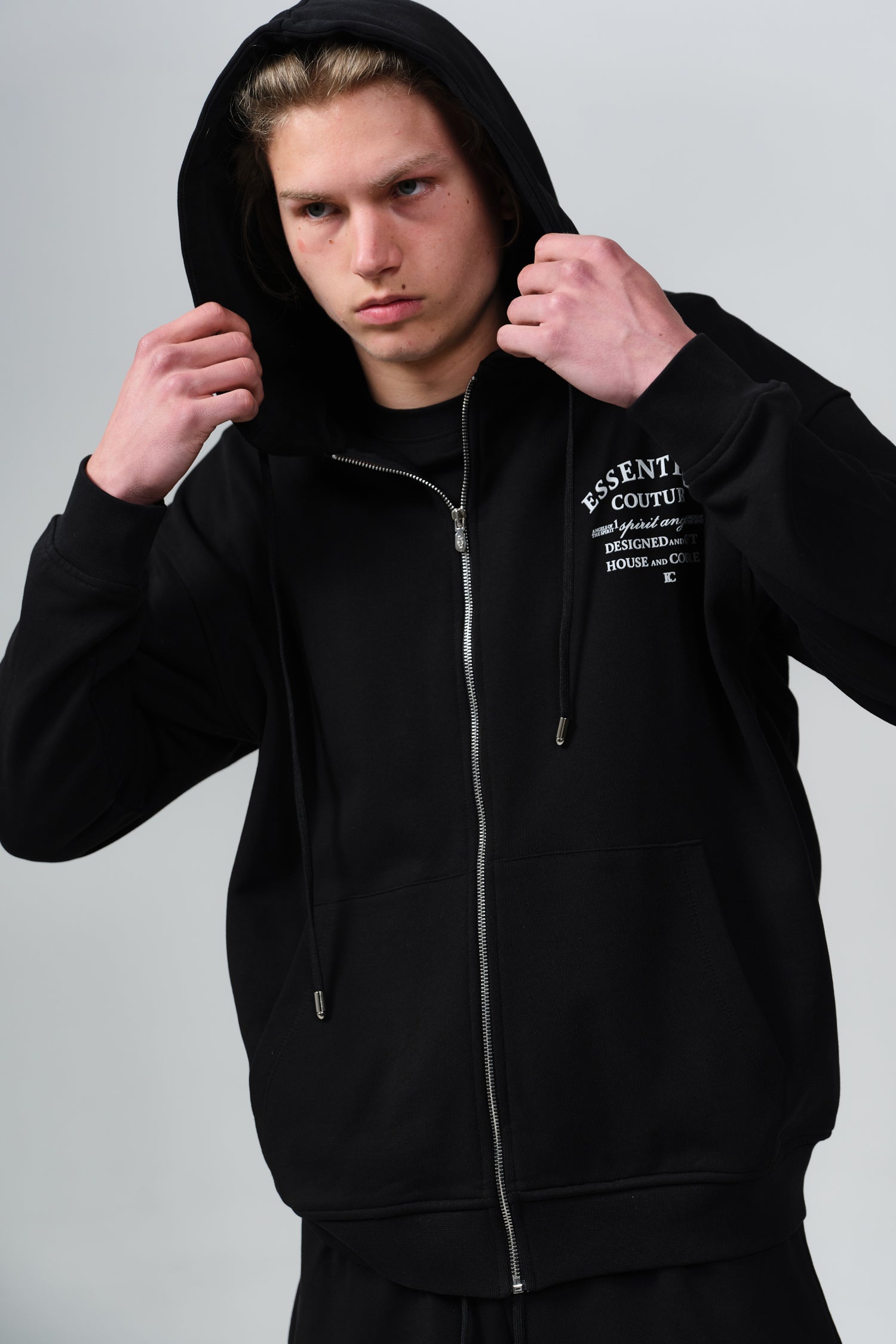 ONE TONE HOODIE